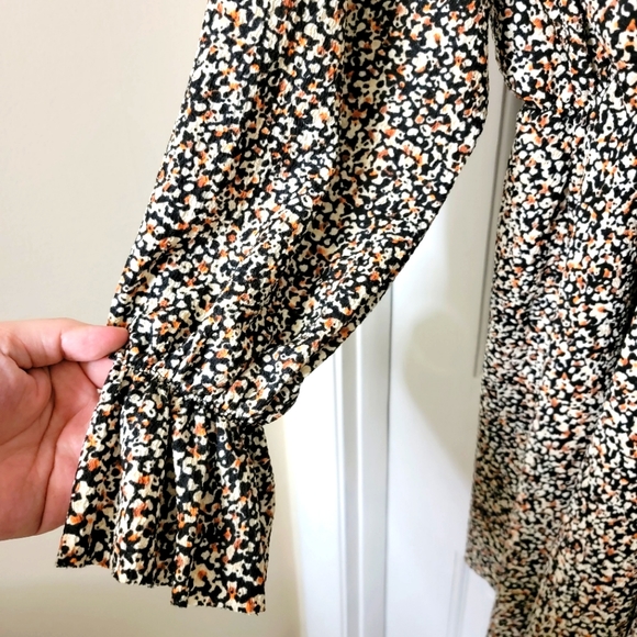 Zara Textured Dress With Ruffles TRF. M. - Picture 3 of 8